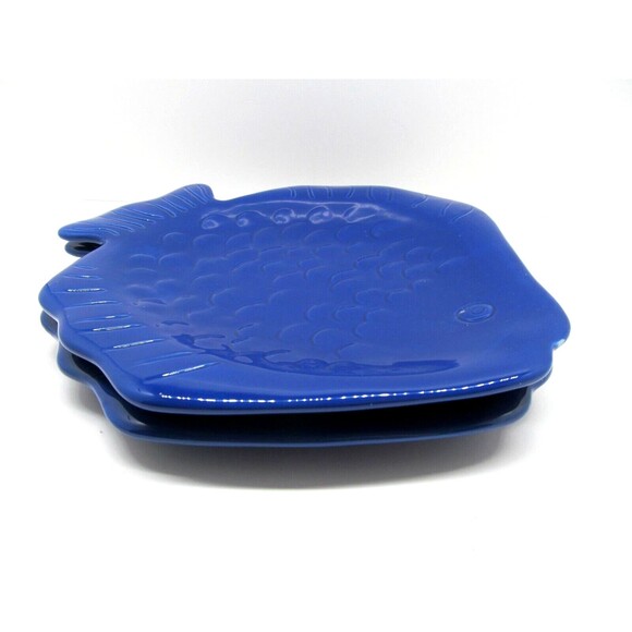 Home Studio Coastal Collection Blue 10 X 9" Fish Shaped Dinner Plates set of 2 - Picture 10 of 12